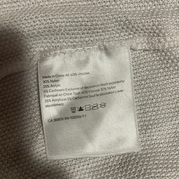 Lululemon Open Back Sweater - Picture 4 of 4